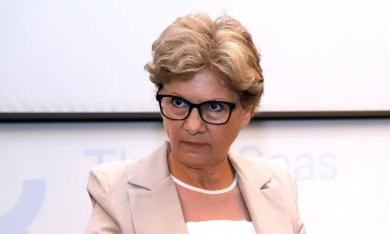 Строителите с писмо до Радев: За месец Комитова докара строителния бранш до колапс - Tribune.bg