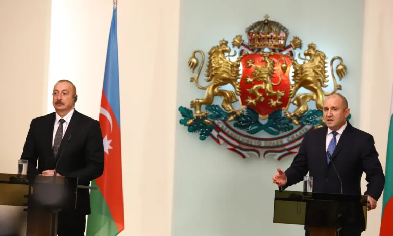 Големи родни предприятия да получават газ директно от Азербайджан обсъдиха Радев и Алиев - Tribune.bg