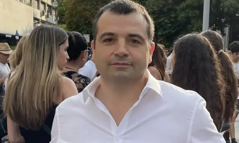 Фейсбук изригна срещу кандидата на ПП за кмет на Бургас: Русофил и хомофоб е! - Tribune.bg