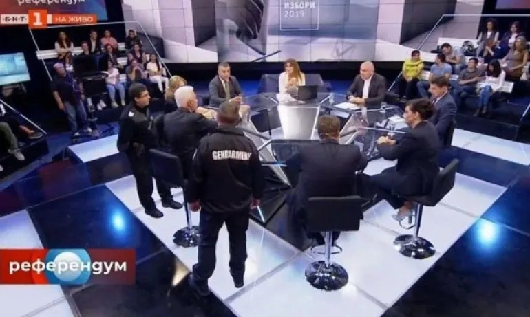 Жандармерия изведе Сидеров от студиото на БНТ - Tribune.bg