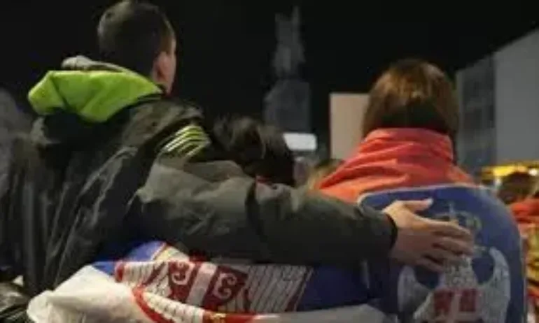 Студенти блокираха обществената телевизия в Сърбия - Tribune.bg