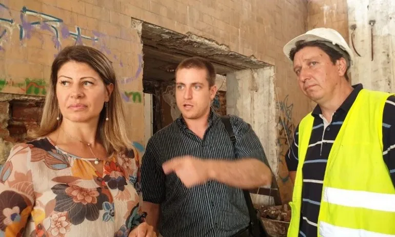 Басейнът на 30-о СУ Братя Миладинови ще работи отново след над 40 години - Tribune.bg