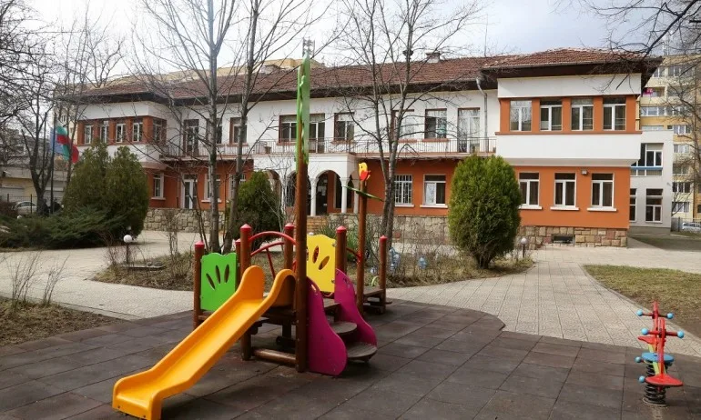 Малко над 10 на сто от детските градини са провеждали занимания от дистанция без проблеми - Tribune.bg