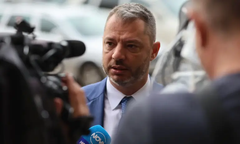 Делян Добрев: Държи ли Асен яко кокала? - Tribune.bg