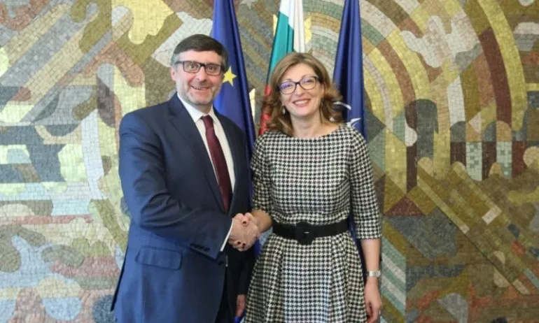 Екатерина Захариева: ЕС трябва да покаже по-голяма ангажираност със страните от Западните Балкани - Tribune.bg