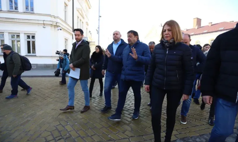 Фандъкова: Ще наложа 200 000 лв. глоба, ако отново има увреждане на жълтите павета - Tribune.bg