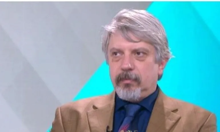 Проф. Витанов: Връщането на децата в училище може да увеличи броя на инфектираните - Tribune.bg