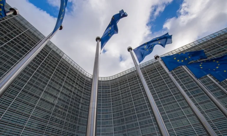 Европарламентът обсъжда призив за приемането ни в Шенген - Tribune.bg