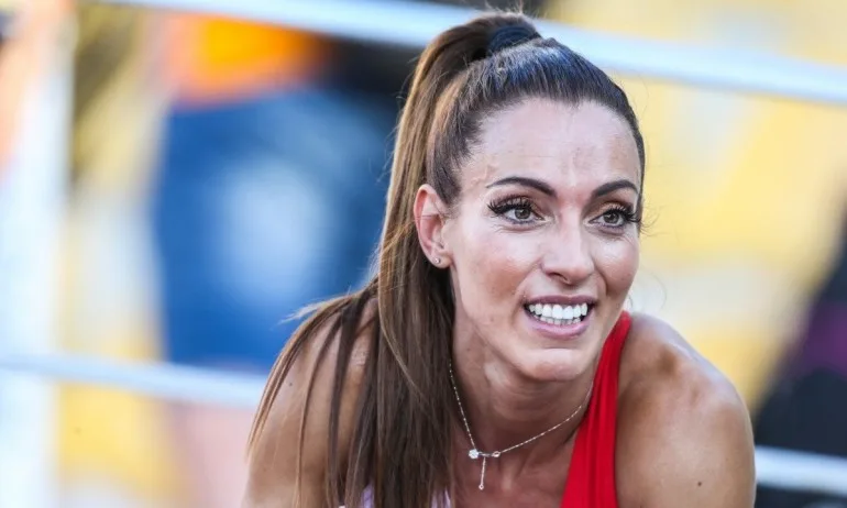 Социалните мрежи: Обичаме Ивет Лалова! - Tribune.bg