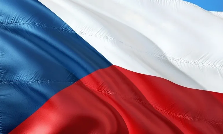 Чехия отхвърли глобалния пакт на ООН за миграцията - Tribune.bg