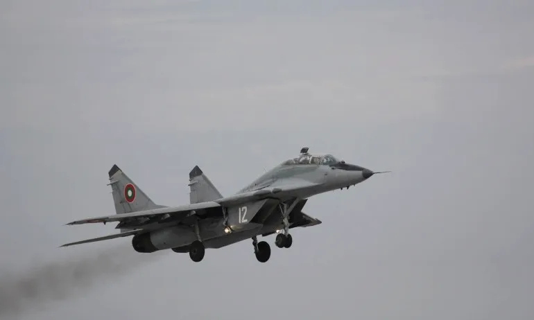 Министерство на отбраната в очакване на доклада за падналия МиГ-29 - Tribune.bg