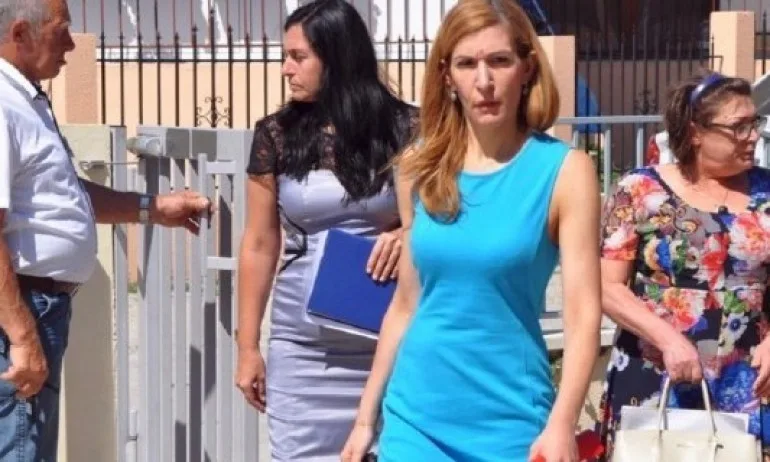 Ангелкова съди бивш зам.-министър - Tribune.bg