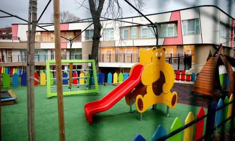 МОН стартира програма Силен старт за ясли и детски градини - Tribune.bg