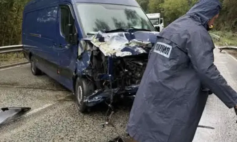 Катастрофа на метри от лобното място на Сияна отне живота на двама души - Tribune.bg