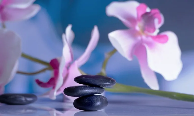 Астрологичен оздравителен масаж - Tribune.bg