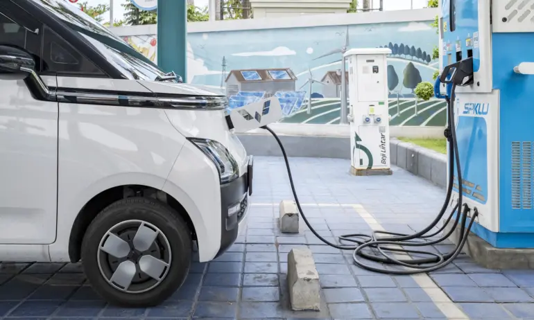 ЕИБ ще финансира изграждането на 1530 зарядни станции за електрически автомобили в България - Tribune.bg