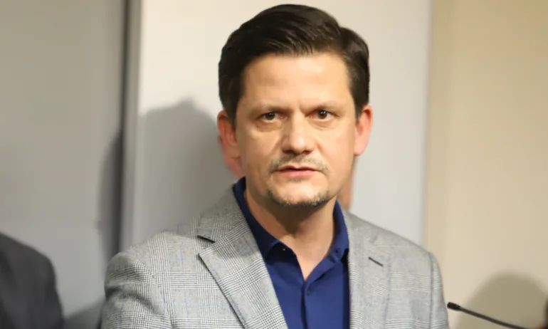 Маргаритов: Имало е разговори при Радев за евентуално въвеждане на извънредно положение заради газа - Tribune.bg