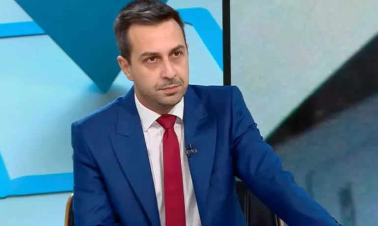 Възраждане към Васил Терзиев: Още ли бихте дали тези 251 000 лева - Tribune.bg