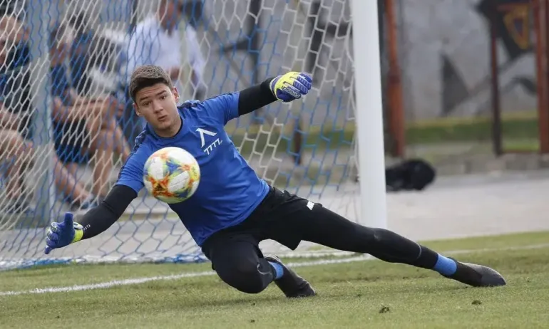 Клуб от Серия А поиска вратар на Левски - Tribune.bg