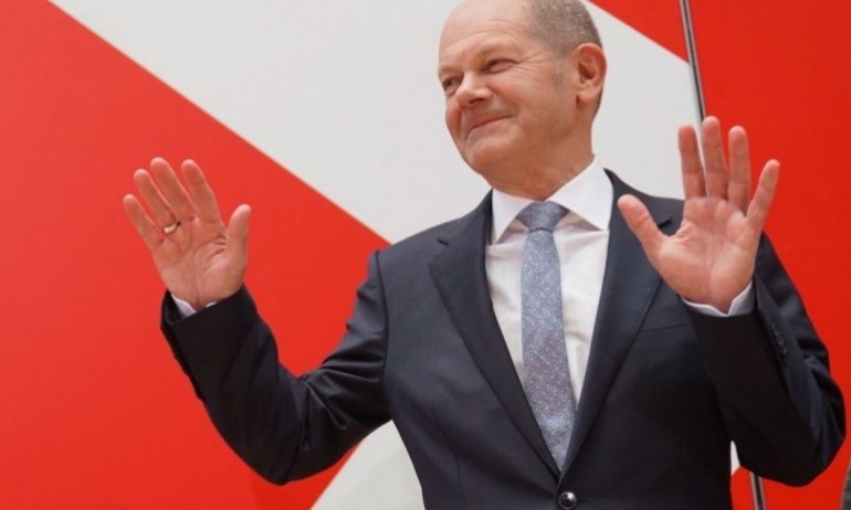 Германците недоволни от Шолц заради Украйна - Tribune.bg