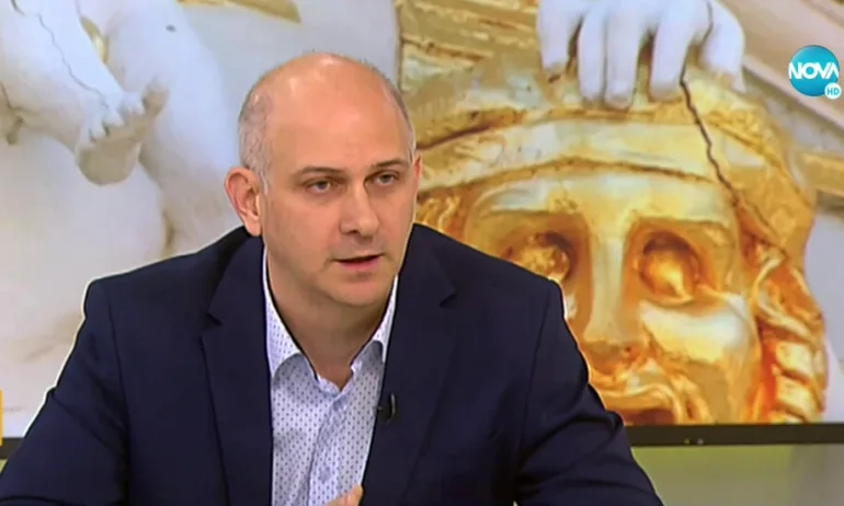 Директорът на Народния театър: Конфликтът се запали от министерството, целта съм аз - Tribune.bg