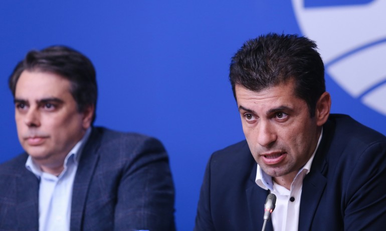 Изпълнителното бюро на ПП се е събрало в неделя вечерта, за да обсъди темата Украйна - Tribune.bg