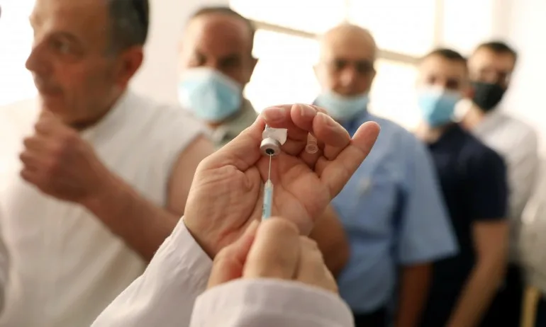 Личните лекари ще ваксинират срещу COVID-19 и хора извън пациентските им листи - Tribune.bg
