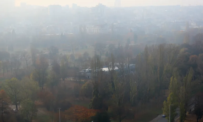 Мъгла и мръсен въздух, след обяд се очакват валежи - Tribune.bg
