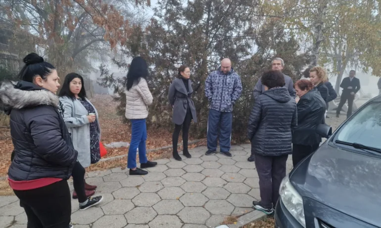 Жители на Бузовград отново на протест след катастрофата, пратила дете в кома - Tribune.bg