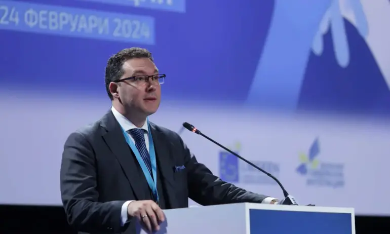 Замислете се защо руските проксита ще атакуват грозно днес и нататък Даниел Митов - Tribune.bg