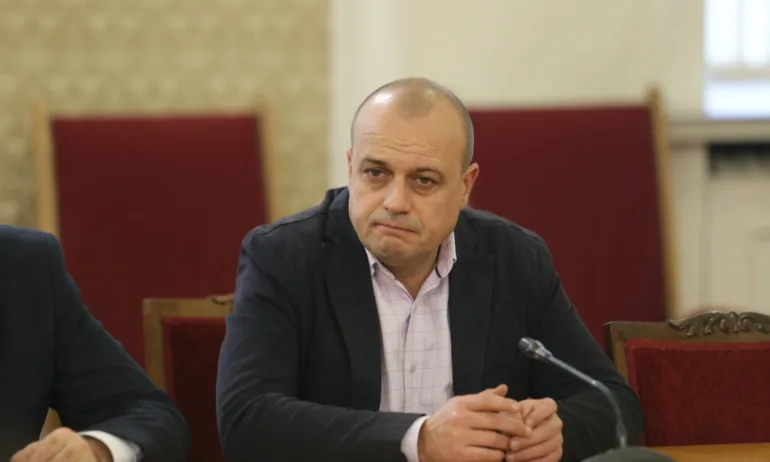 Проданов: Служебното правителство започва да нанася много щети на България - Tribune.bg
