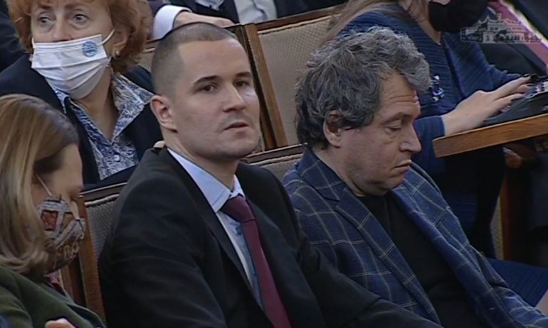 Скандал в парламента: Депутат от ИТН попълнил декларация с невярно съдържание, за да поеме спортния тотализатор - Tribune.bg