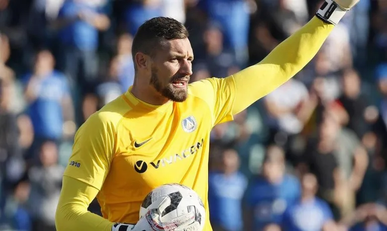 Официално: Левски се раздели с вратар след дълги преговори - Tribune.bg