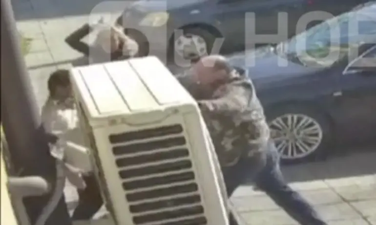 Журналистът Димитър Стоянов след записа на боя: Имах две опции – да го нулирам или да прекратя конфликта - Tribune.bg