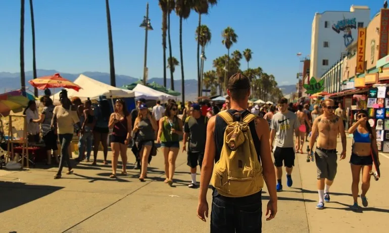 НСИ: Пътували сме най-много до Гърция през септември - Tribune.bg