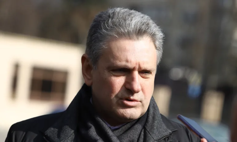 Николай Малинов заминава за Москва за правна експертиза след Магнитски - Tribune.bg