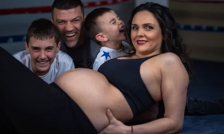 На Благовещение: Трети син за боксьора Тервел Пулев - Tribune.bg