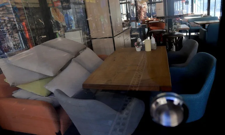 Хотелиери и ресторантьори настояват за облекчаване на мерките за тяхната работа - Tribune.bg