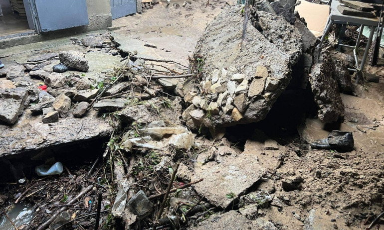 Обявиха частично бедствено положение в Трявна - Tribune.bg