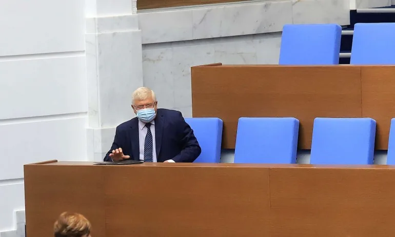 Ананиев: НАП е събрала 8 млн. лв. от несъбраните държавни такси в хазарта - Tribune.bg