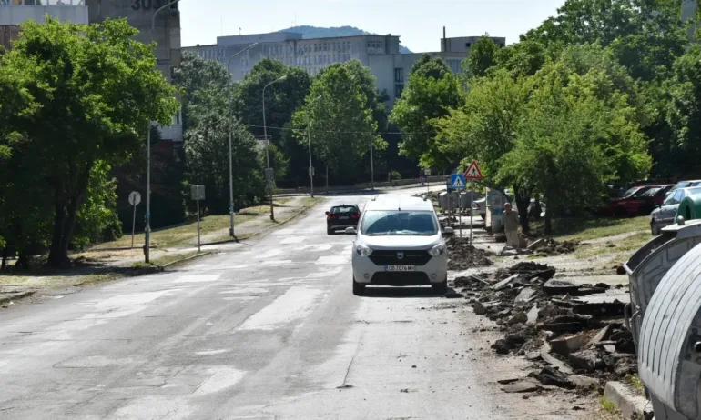 Община Ловеч с ново финансиране за инфраструктурни проекти в ж.к. Младост - Tribune.bg