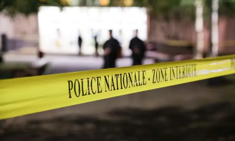 Жестоко убийство във Франция: Намерили телата на майка и четири деца - Tribune.bg