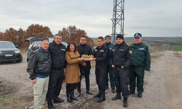 Посланик Херо Мустафа посети ГКПП Капитан Андреево - Tribune.bg