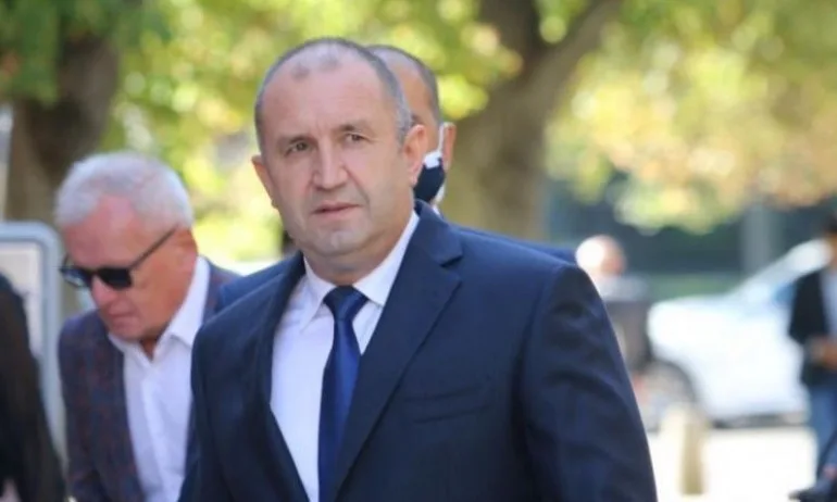 Адемов за демокрацията на Радев: Бензинът ударно скача, министър нарушава Конституцията - Tribune.bg