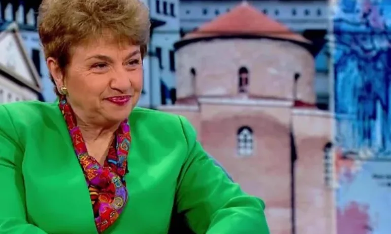 Плугчиева: Франция може да стане епицентър на дългова криза, прогнозите за Германия също не са никак добри - Tribune.bg