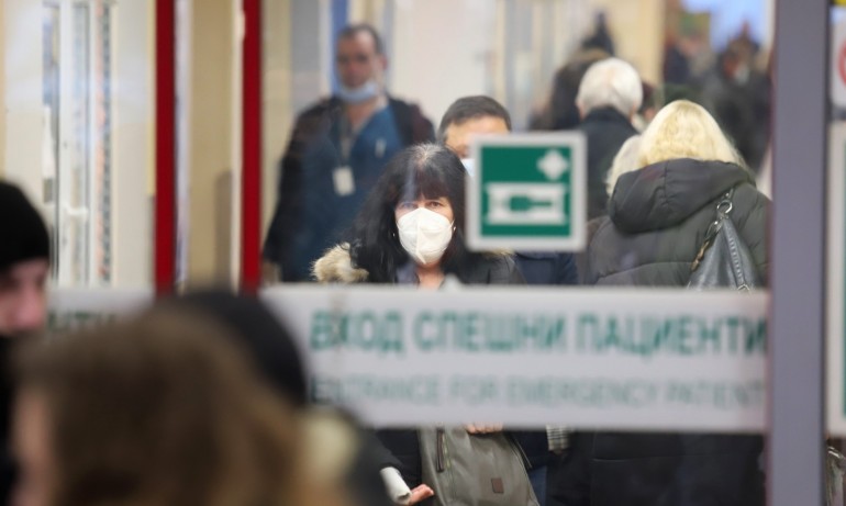 Взимат локални мерки срещу COVID-19 в страната - Tribune.bg