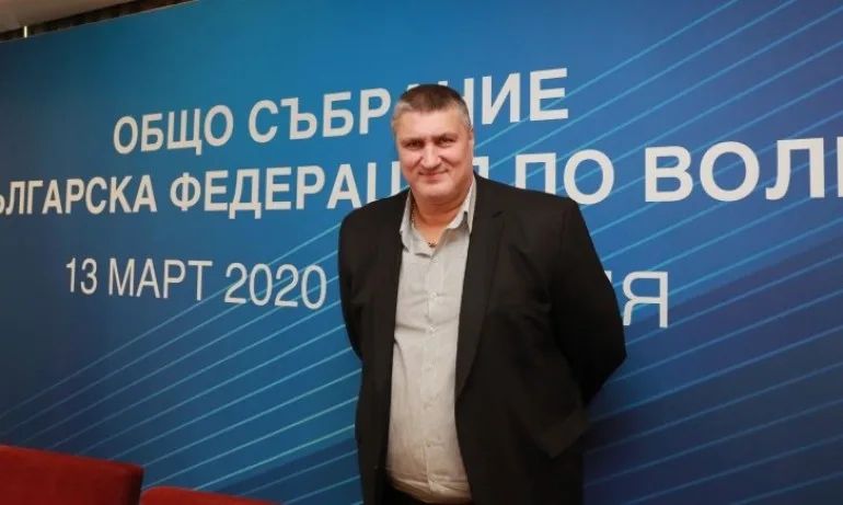 Търговският регистър вписа Любомир Ганев - Tribune.bg