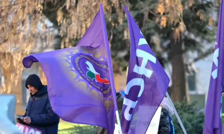 Служителите на градския транспорт във Варна излизат на протест – очаква се блокада на Аспаруховия мост - Tribune.bg