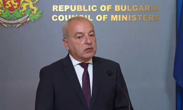 Гълъб Донев: 7.4% дефицит от скрити в чекмеджета фактури - (ВИДЕО) - Tribune.bg