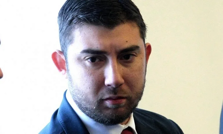 Контрера: Брадясалата ни от административни и контролни органи държава си самоорганизира екокатастрофа - Tribune.bg